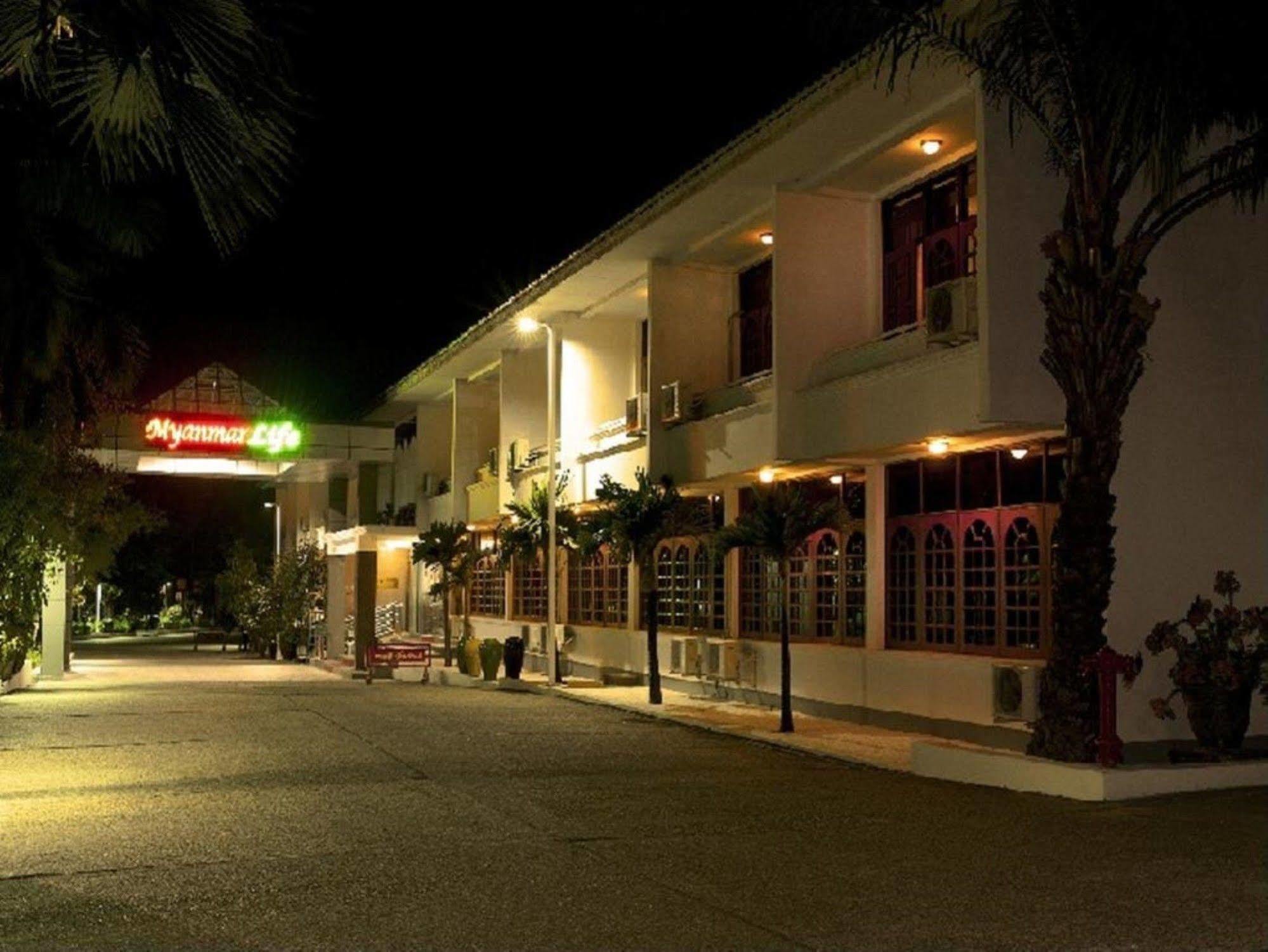 Hotel Myanmar Life Yangon